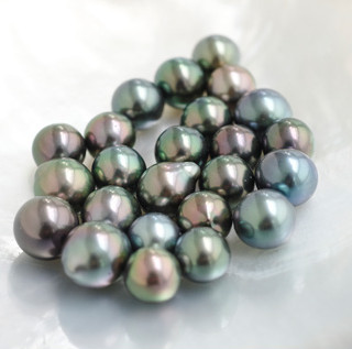 queen-of-pearls-e1429236709437